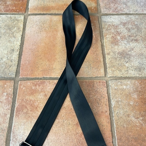 THINK ROYLYN CROSSBODY - Picture 4 of 6